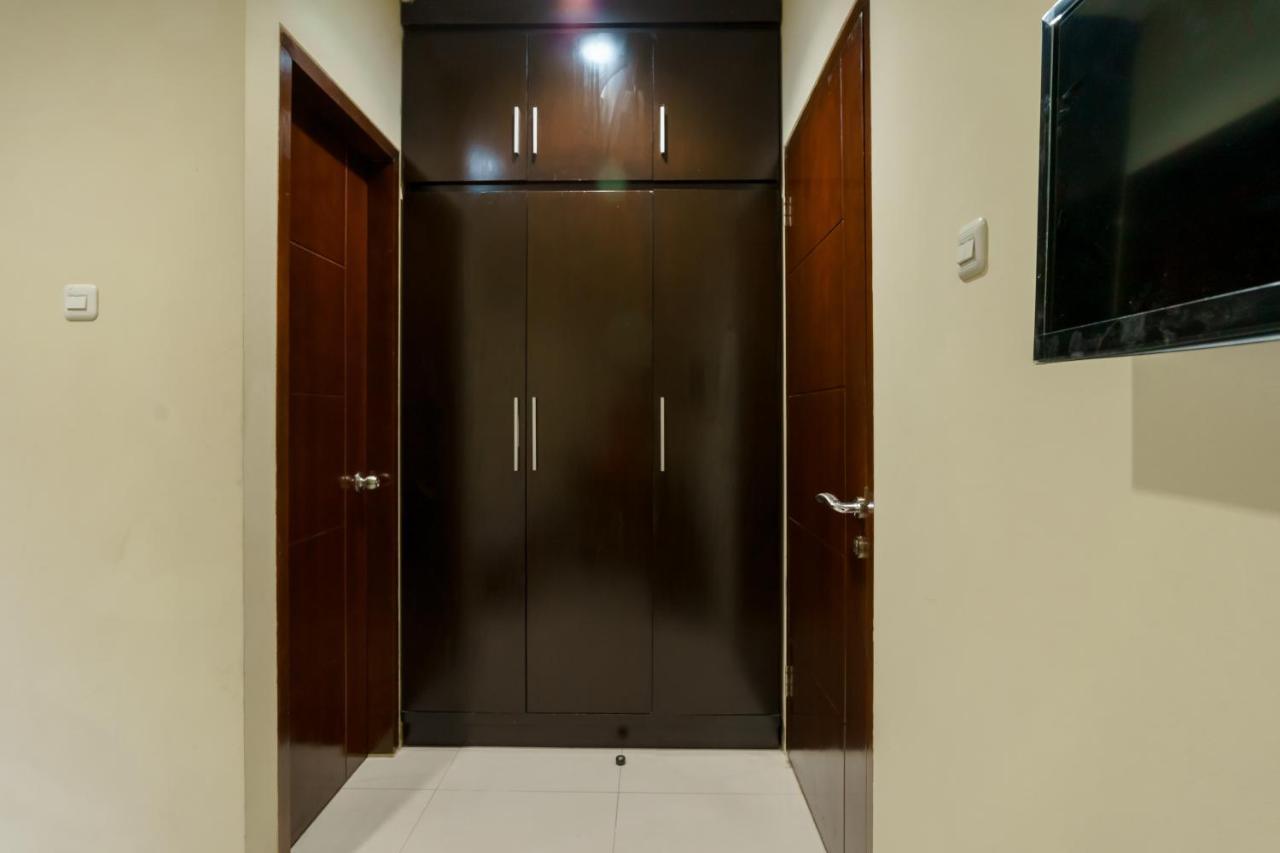 Dago Suites Syariah Cikarang Mitra Reddoorz Bekasi Exterior foto